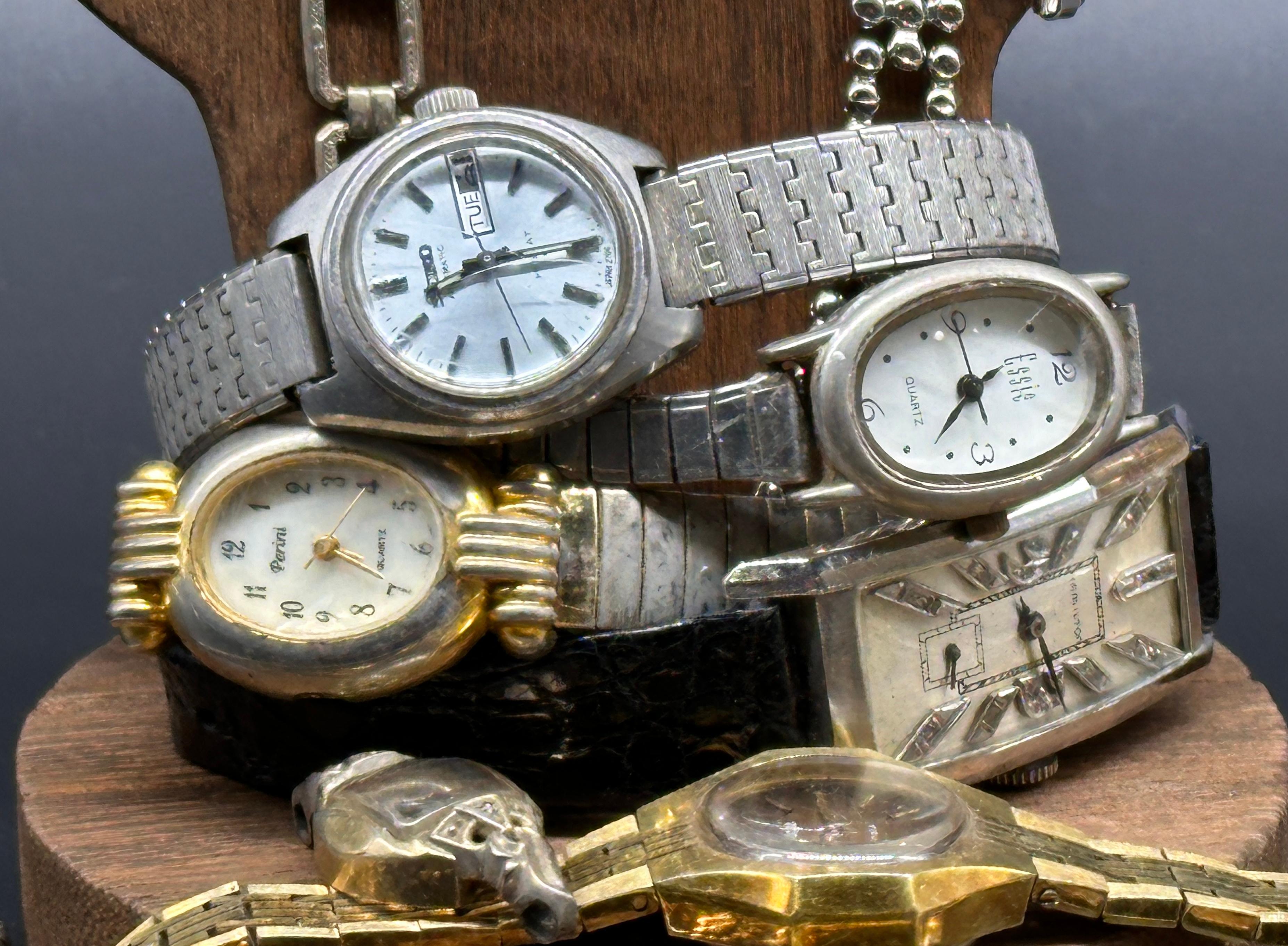 Assortment of Vintage/Antique Ladies Wrist Watches and Watch Parts