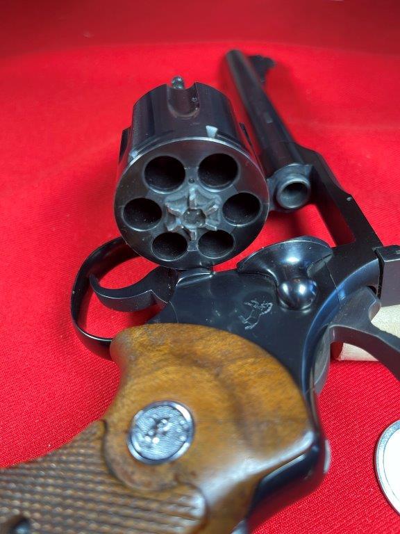 Colt Officers Model Match 938064 Revolver .38 Special