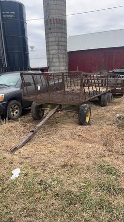 John Deere Feed Wagon