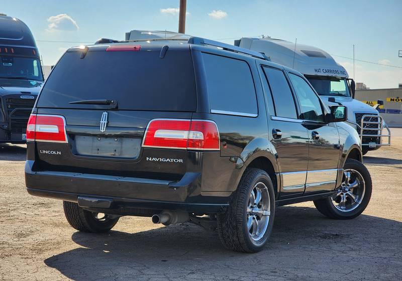 2010 Lincoln Navigator 4x4 4 Door SUV