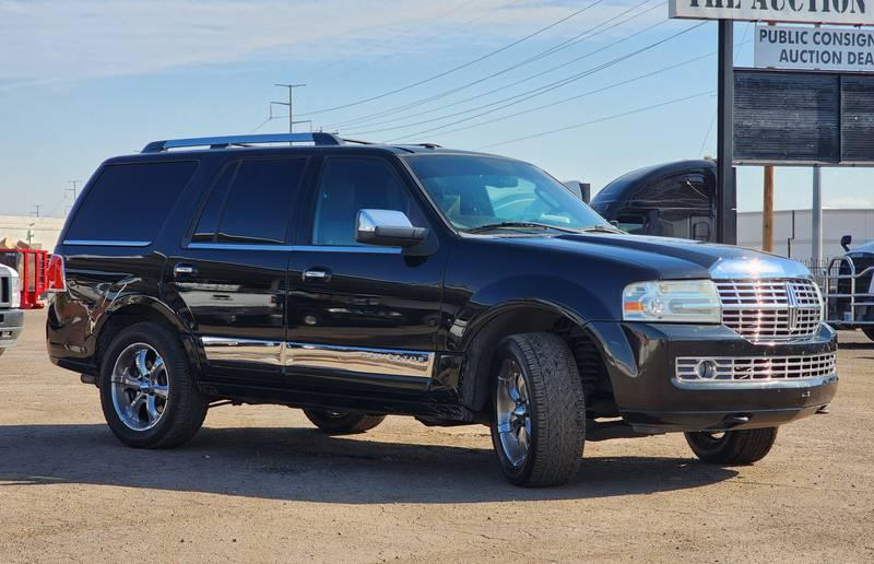 2010 Lincoln Navigator 4x4 4 Door SUV