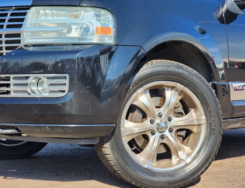 2010 Lincoln Navigator 4x4 4 Door SUV