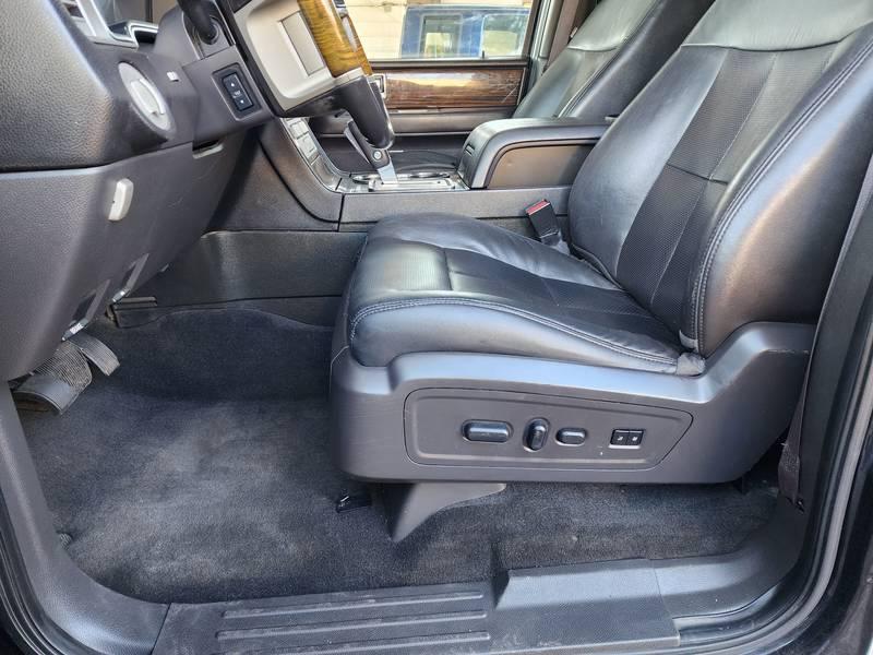 2010 Lincoln Navigator 4x4 4 Door SUV