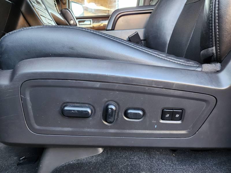 2010 Lincoln Navigator 4x4 4 Door SUV