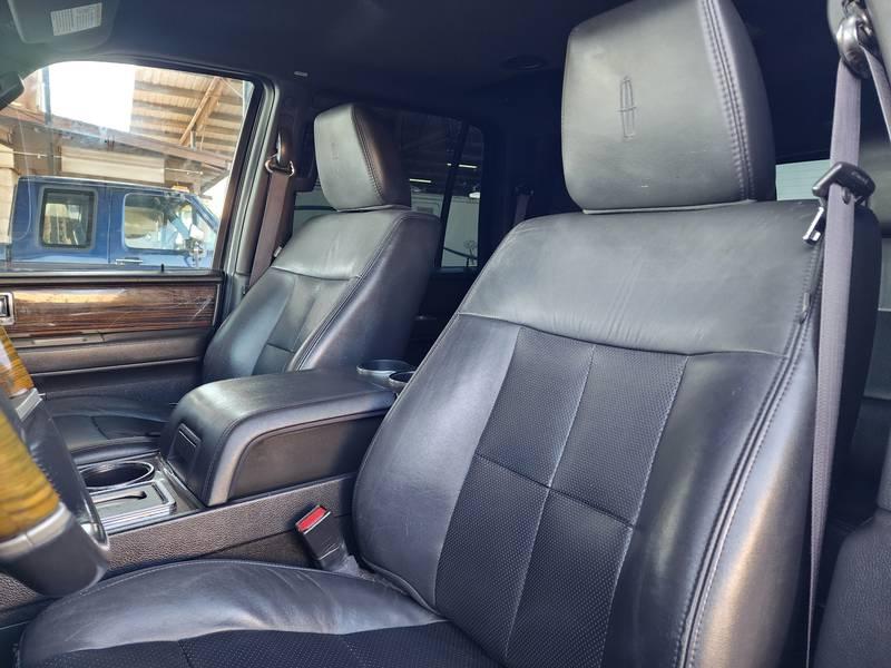 2010 Lincoln Navigator 4x4 4 Door SUV