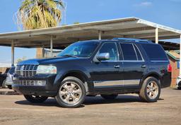 2010 Lincoln Navigator 4x4 4 Door SUV