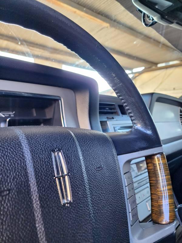 2010 Lincoln Navigator 4x4 4 Door SUV