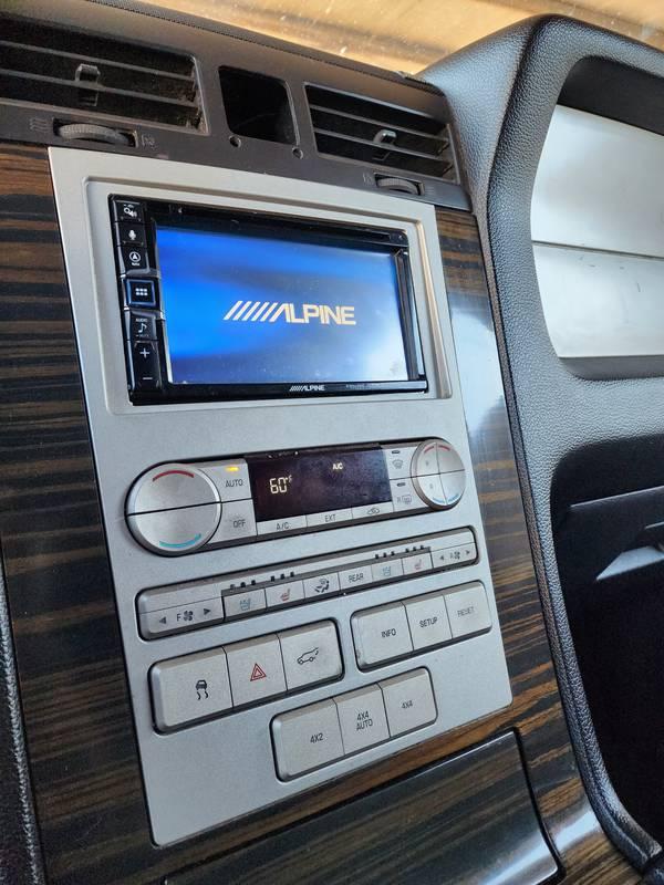 2010 Lincoln Navigator 4x4 4 Door SUV