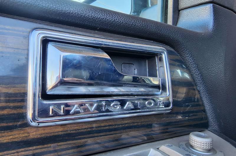 2010 Lincoln Navigator 4x4 4 Door SUV