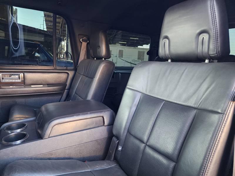 2010 Lincoln Navigator 4x4 4 Door SUV