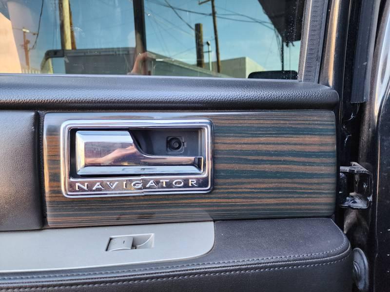 2010 Lincoln Navigator 4x4 4 Door SUV