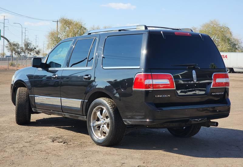 2010 Lincoln Navigator 4x4 4 Door SUV