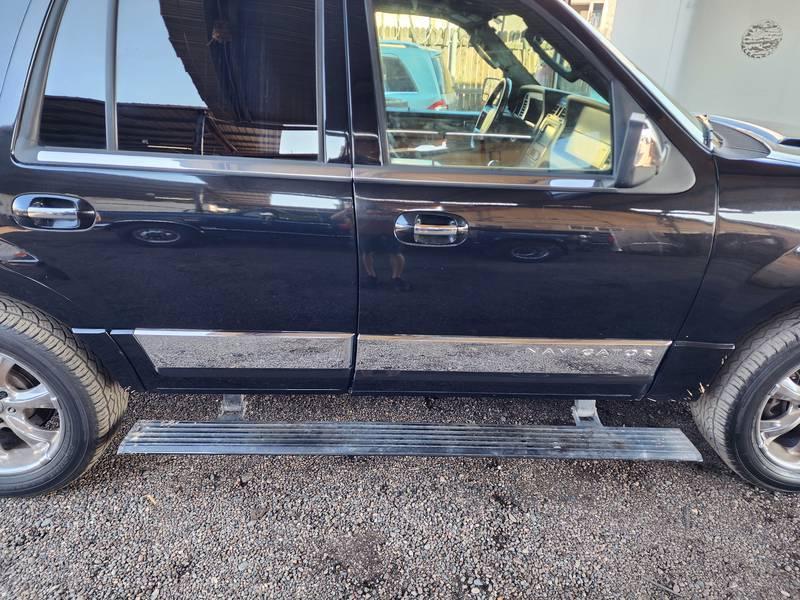 2010 Lincoln Navigator 4x4 4 Door SUV