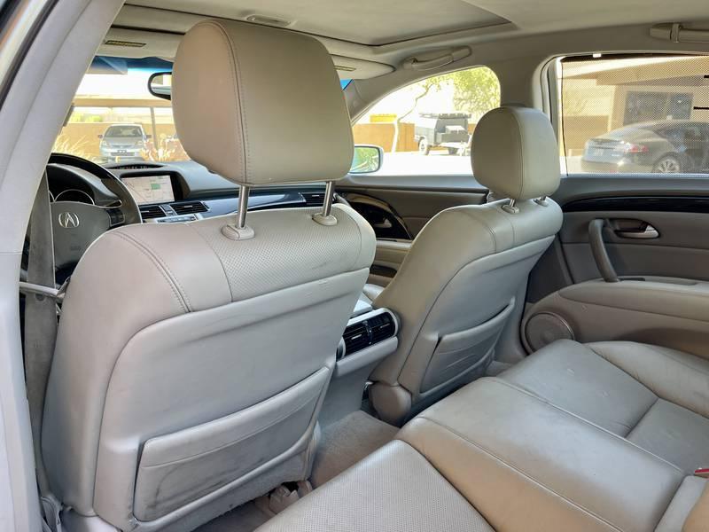 2009 Acura RL SH-AWD w/Tech 4 Door Sedan