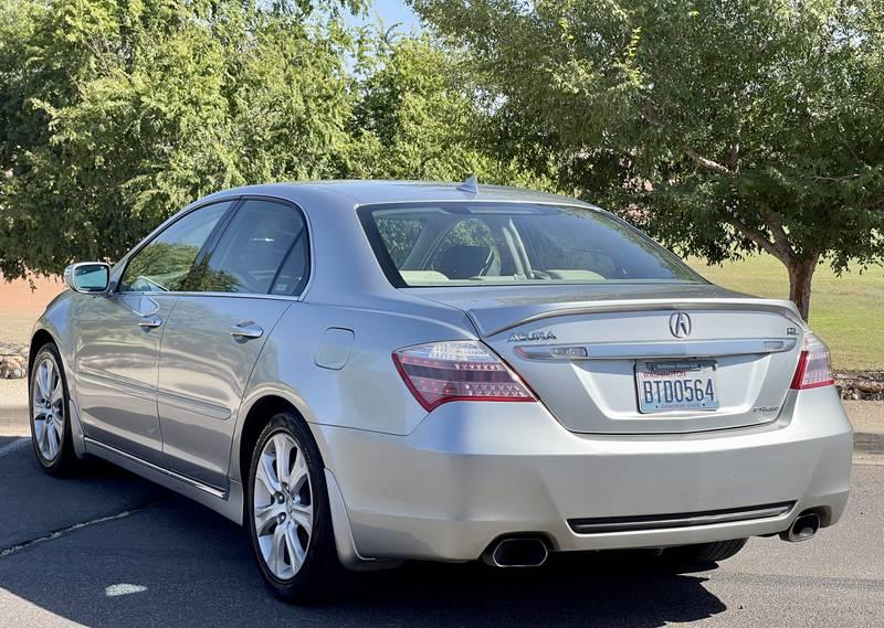 2009 Acura RL SH-AWD w/Tech 4 Door Sedan