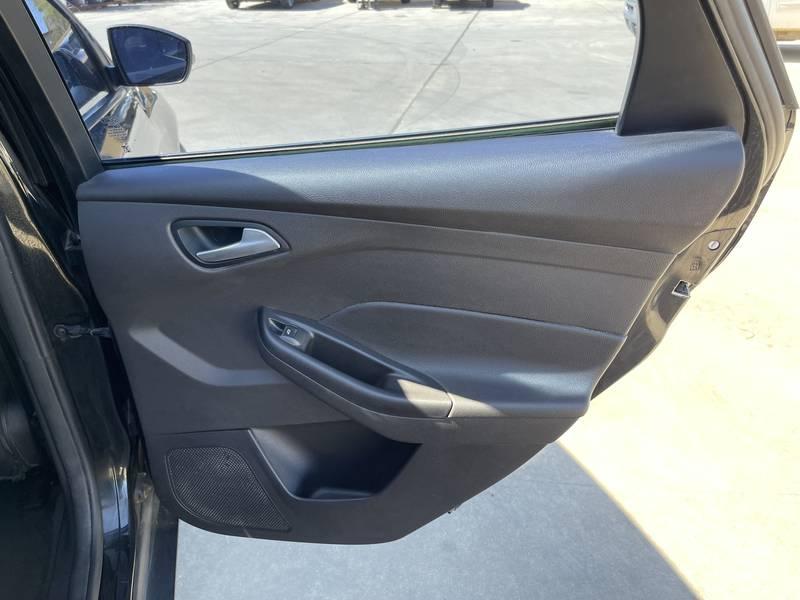 2014 Ford Focus SE 4 Door Hatchback