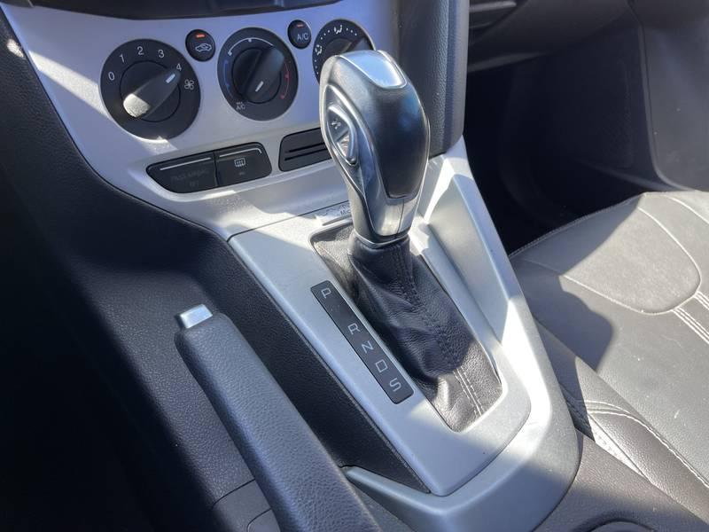 2014 Ford Focus SE 4 Door Hatchback