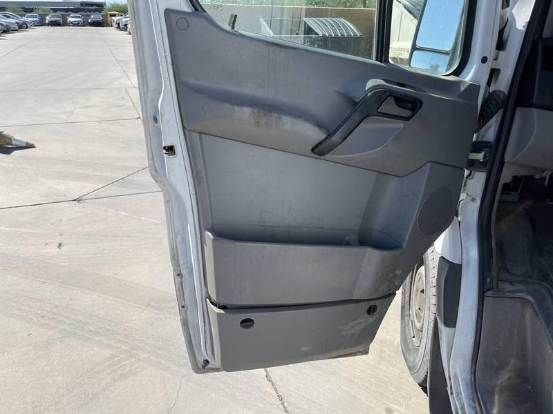 2007 Dodge Sprinter 2500 3 Door Cargo Van