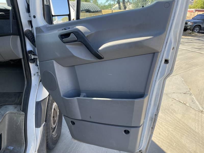 2007 Dodge Sprinter 2500 3 Door Cargo Van