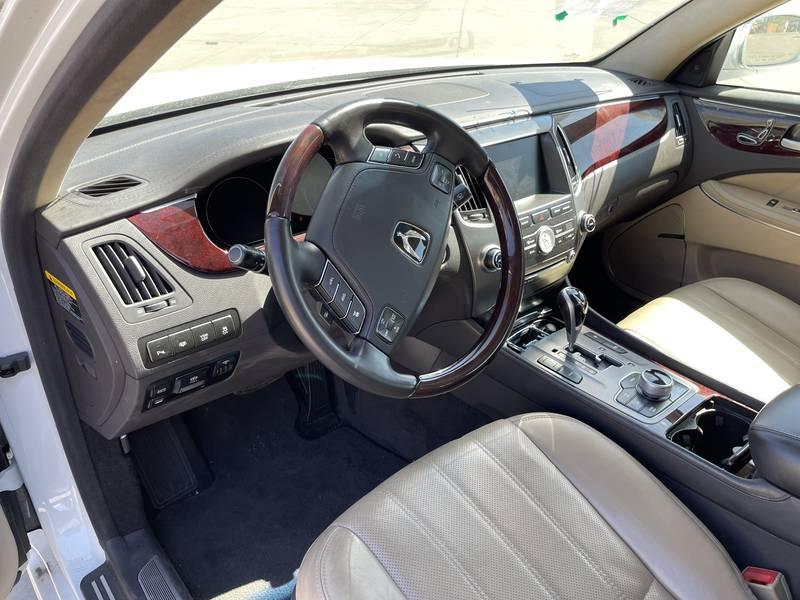 2012 Hyundai Equus 4 Door Sedan