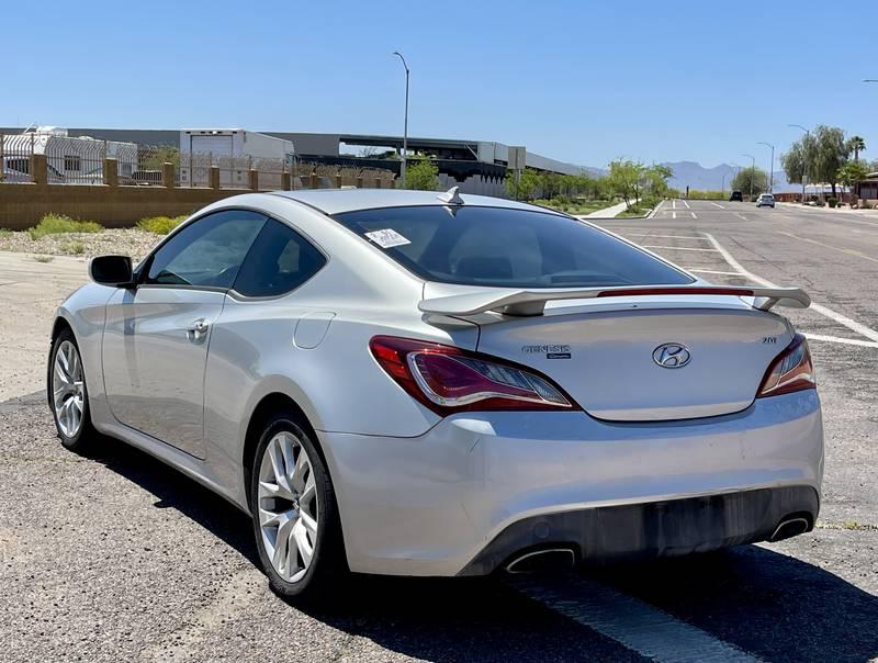 2013 Hyundai Genesis Coupe 2 Door Coupe