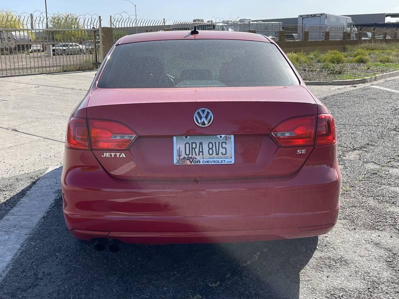 2014 Volkswagen Jetta SE 4 Door Sedan