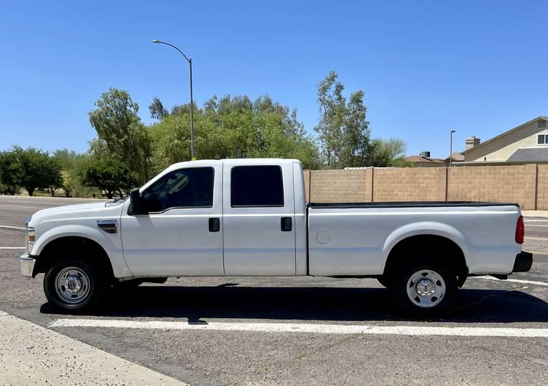 2009 Ford F-250 Super Duty XL 4x4 Diesel 4 Door Crewcab Pickup Truck