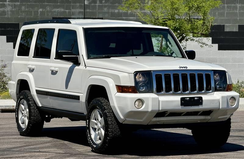 2008 Jeep Commander Sport 4x4 4 Door SUV