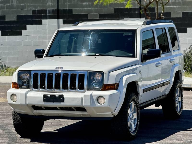 2008 Jeep Commander Sport 4x4 4 Door SUV