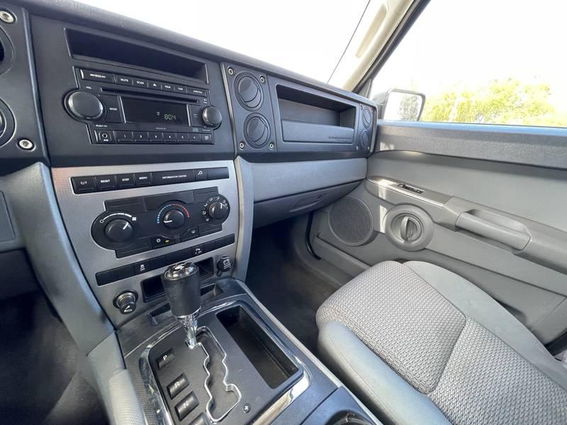 2006 Jeep Commander 4 Door SUV