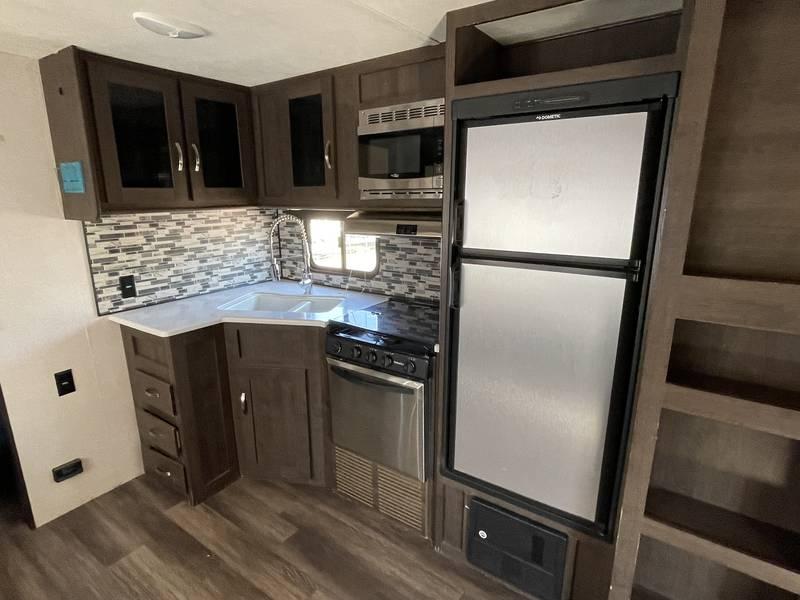 2018 Forest River WildWood T27RBK Travel Trailer with Slide Out