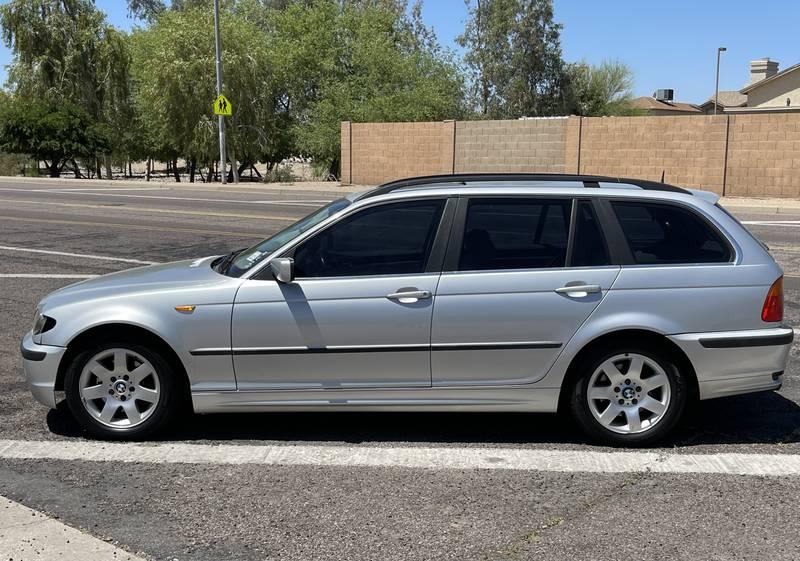 2002 BMW 3 Series 325i 4 Door Wagon