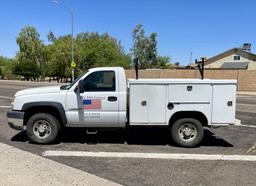 2007 Chevrolet Silverado 2500HD 2 Door Utility Truck