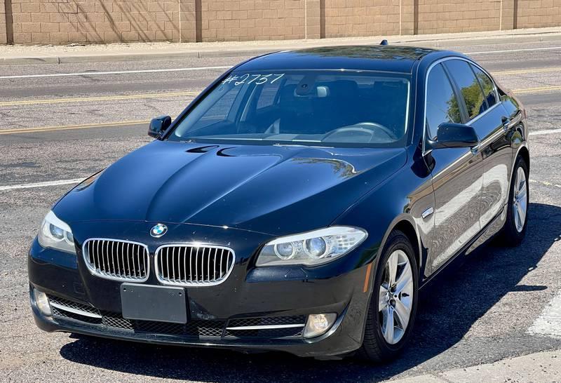 2012 BMW 5 Series 528i 4 Door Sedan