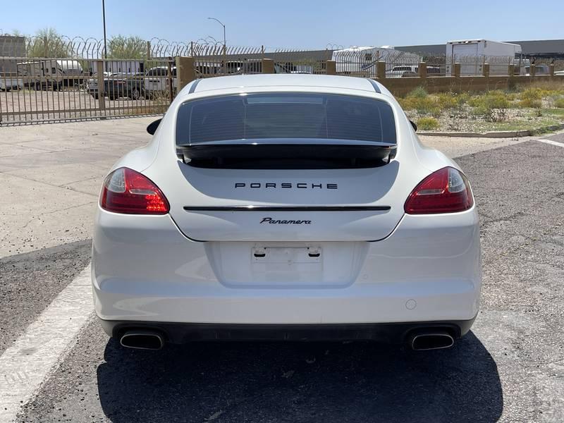 2012 Porsche Panamera 4 Door Sedan