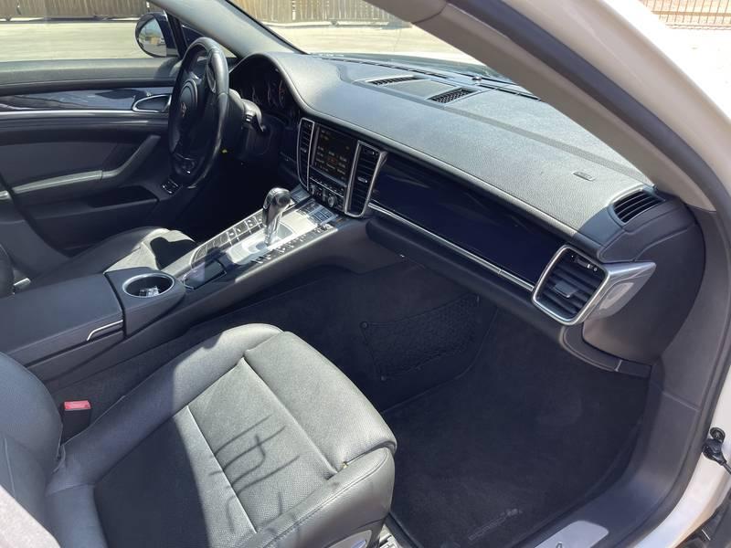 2012 Porsche Panamera 4 Door Sedan