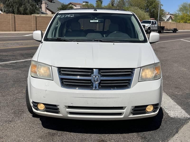 2009 Dodge Grand Caravan SXT 4 Door Mini Van