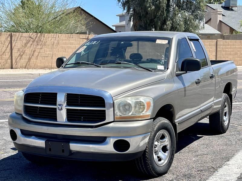 2006 Dodge Ram 1500 4 Door Crewcab Pickup Truck