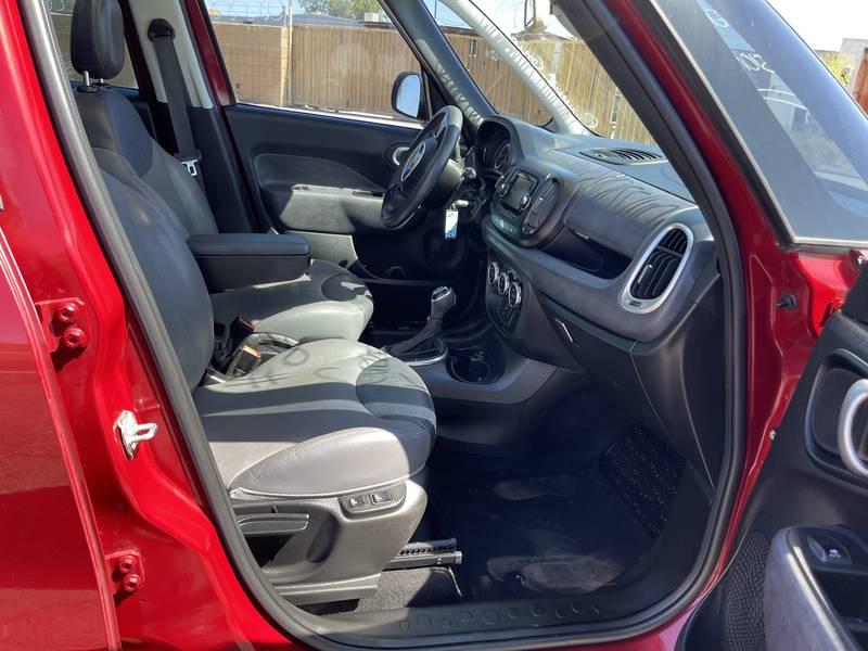2014 FIAT 500L Lounge 4 Door Hatchback