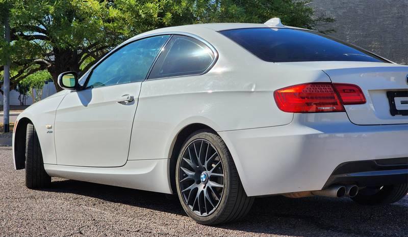 2011 BMW 3 Series 328i xDrive M-Sport All Wheel Drive 2 Door Coupe