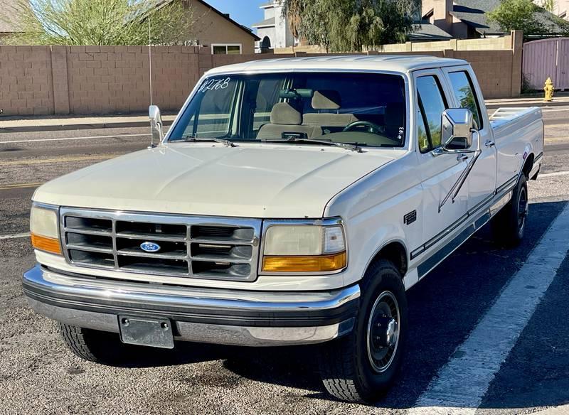 1994 Ford F-350 XLT 4 Door Crewcab Pickup Truck