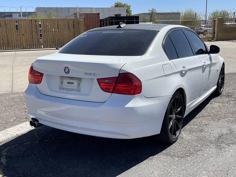 2009 BMW 3 Series 328i xDrive 4 Door Sedan