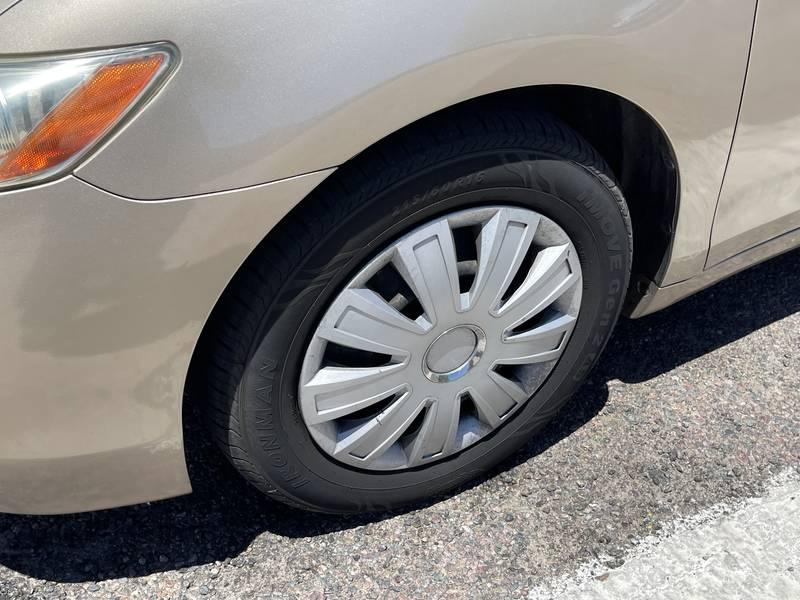 2009 Toyota Camry 4 Door Sedan