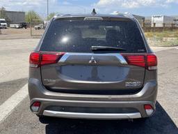 2018 Mitsubishi Outlander Plug-In Hybrid 4 Door SUV