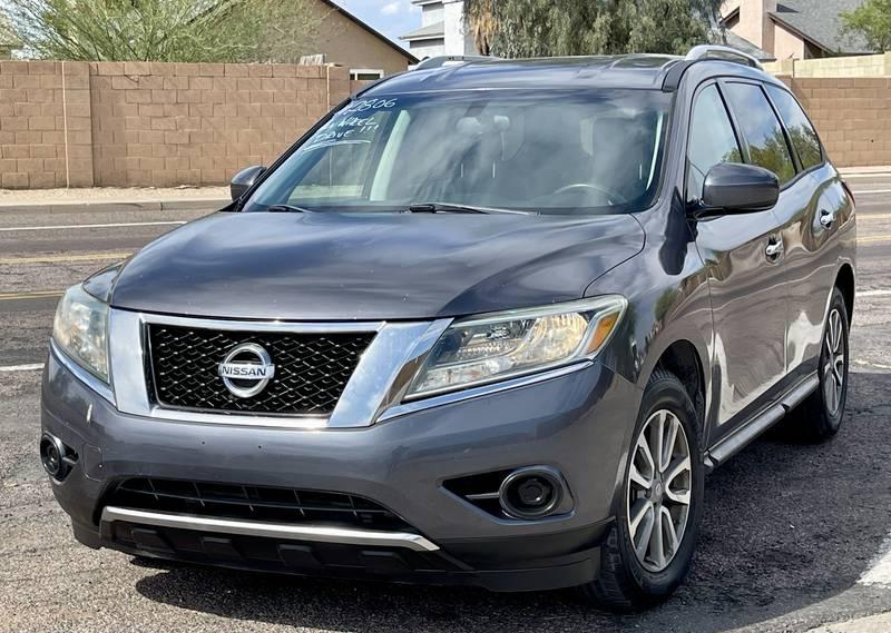 2013 Nissan Pathfinder SV 4WD 4 Door SUV