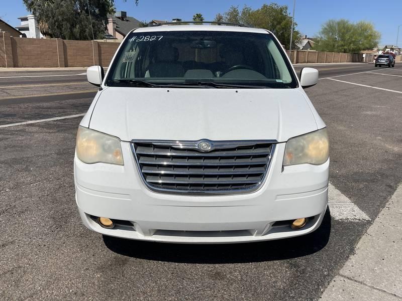 2009 Chrysler Town &#38; Country Touring 4 Door Mini Van