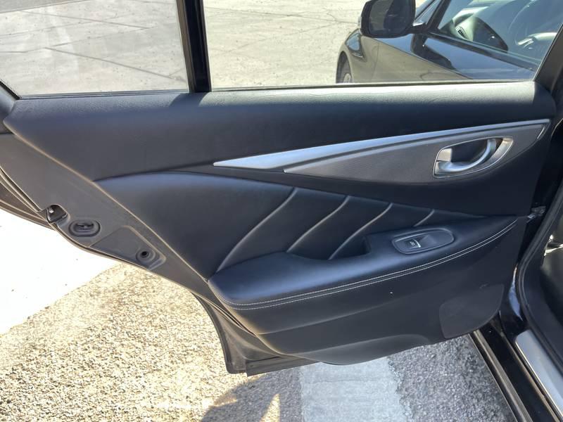 2015 Infiniti Q50 4 Door SUV