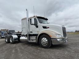 2015 Peterbilt 579 Sleeper Truck