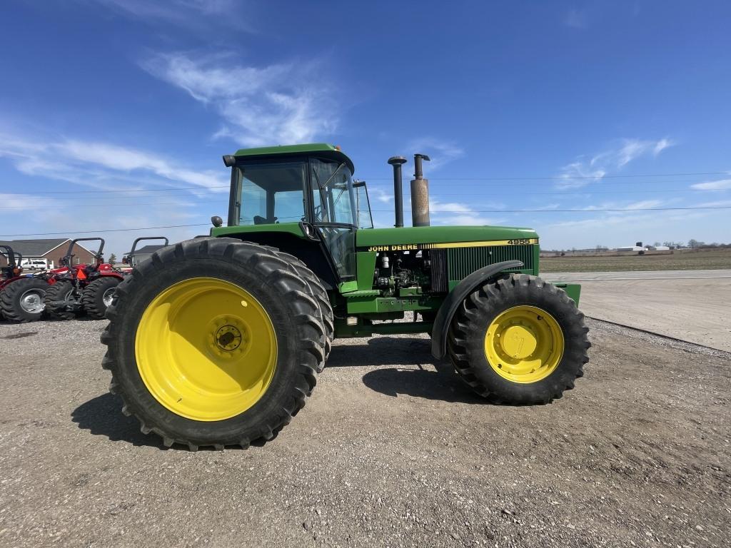 1990 John Deere 4955 Tractor