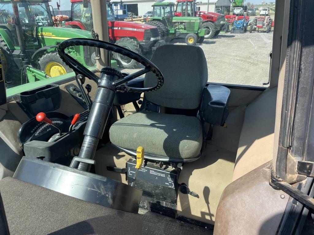 1990 John Deere 4955 Tractor